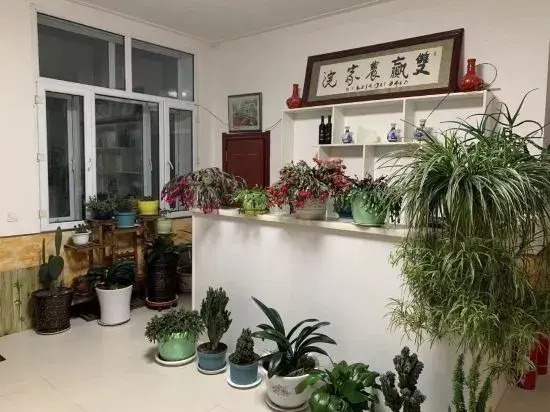 Shuangying Farm House
