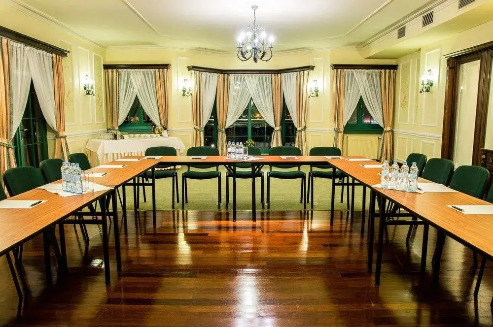 Amax Boutique Hotel