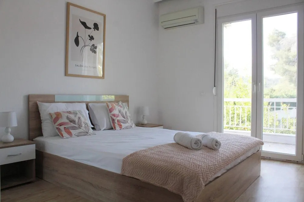 Villa Mare Azul - Luxury Beachfront Retreat in Hanioti, Halkidiki, Greece