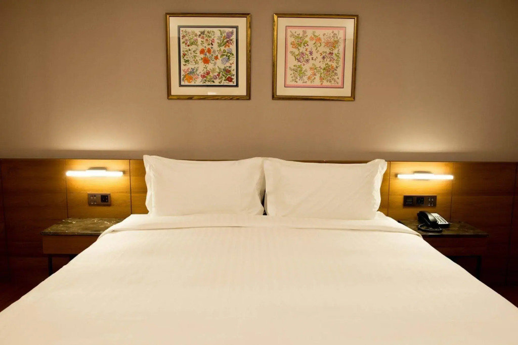 Walden Hotel