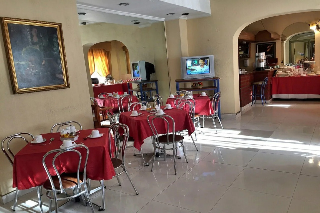 Hotel María Angola