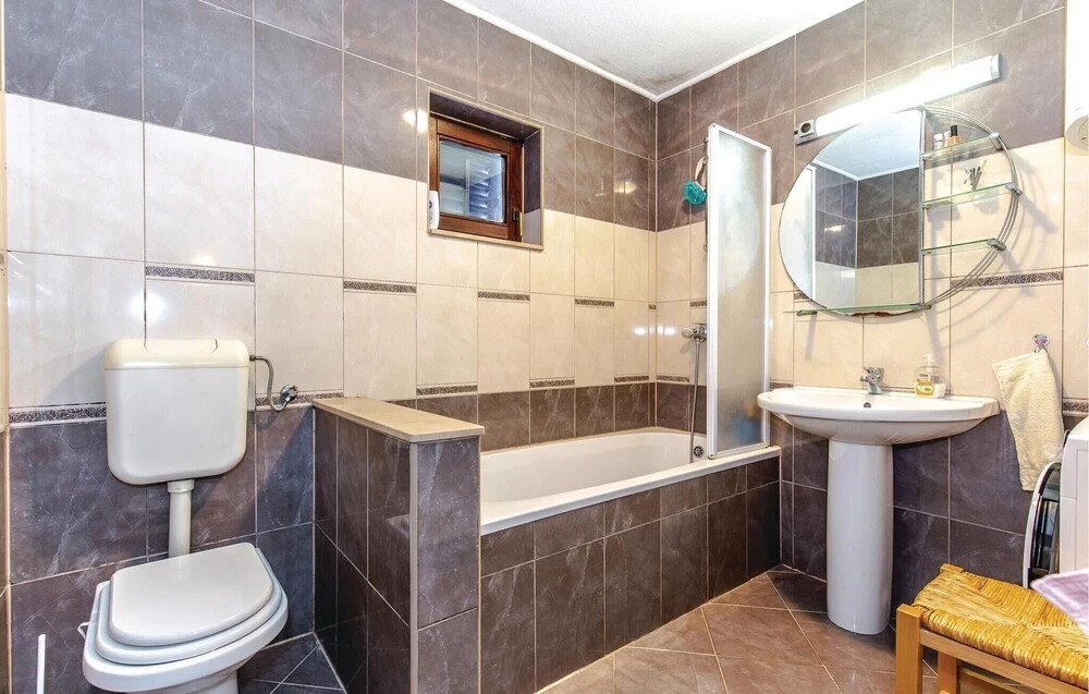 Amazing Apartment in Crikvenica With 3 Bedrooms and Wifi
