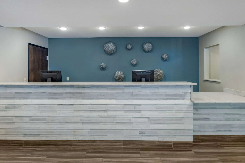 Comfort Inn & Suites Tualatin - Lake Oswego South