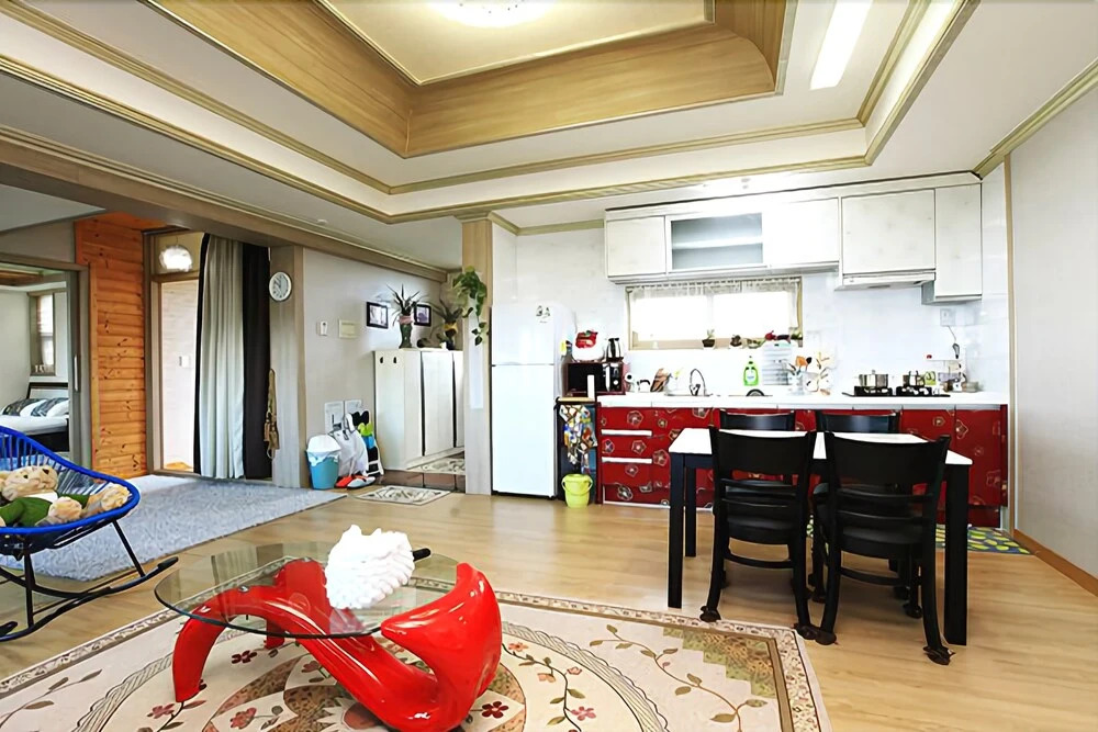 Seogwipo Arahyanfamily House Pension