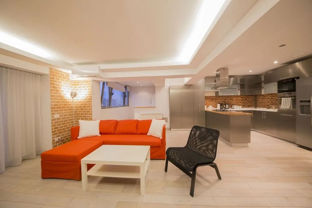 New Unirii Center Apartments by Olala Homes