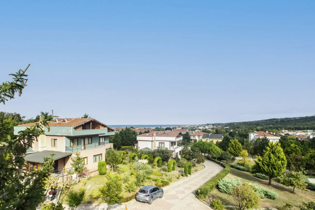Remarkable Villa Close to Beach With Pool in Sile