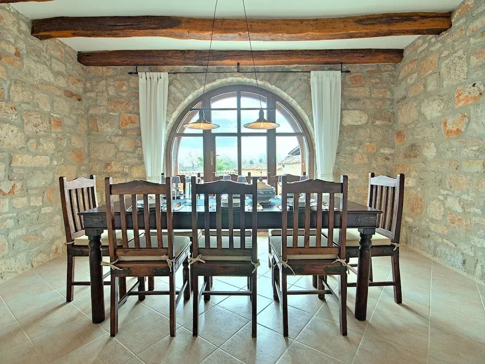 Renovated Holiday Home With Private Pool at 5 km From the Resort of Porec and Beach