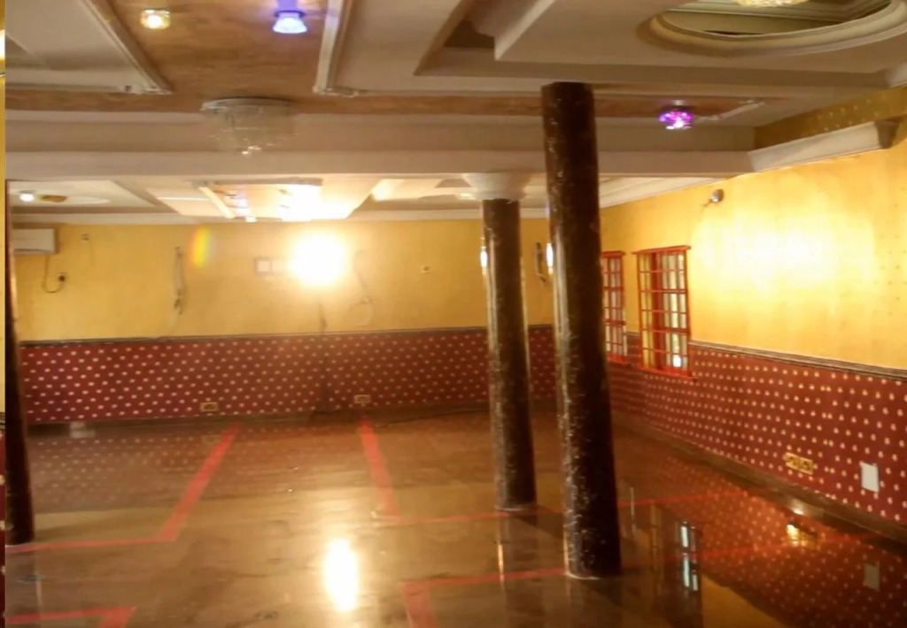 Hi Point Hotel & Suites