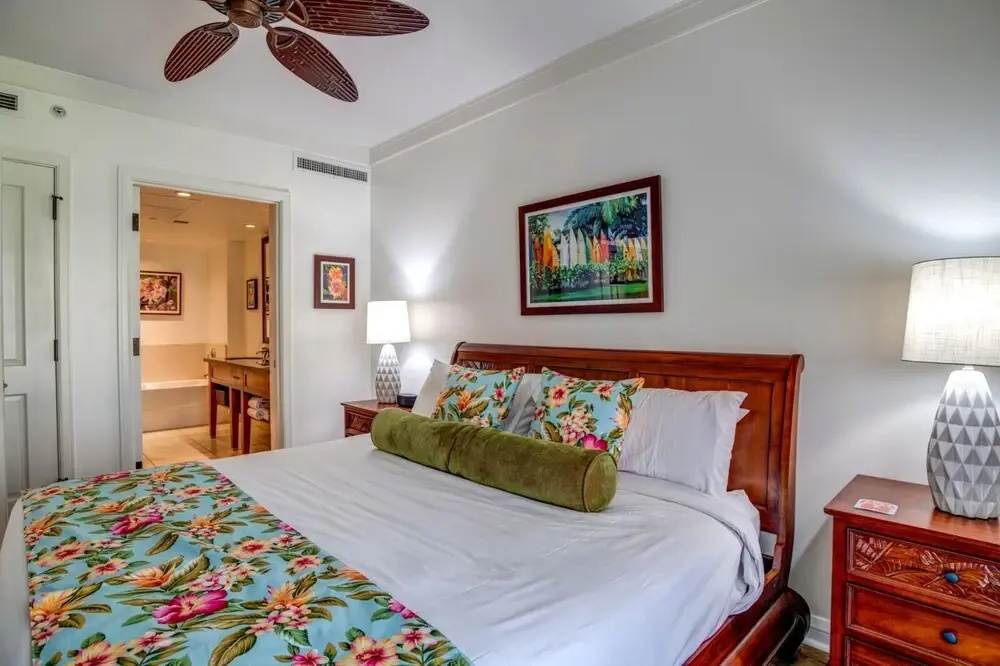 Honua Kai 3 Free Rental Cars KBM Resorts Grand Suite 3 Units, 8 Bedrooms HK Ml-2660