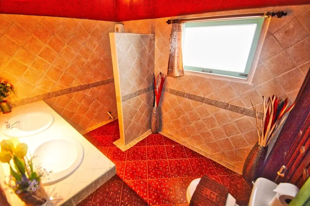 ROMANTIC Pool Villa - 6 Bedroom - Private Pool & Absolute Privacy - Perfect for Groups