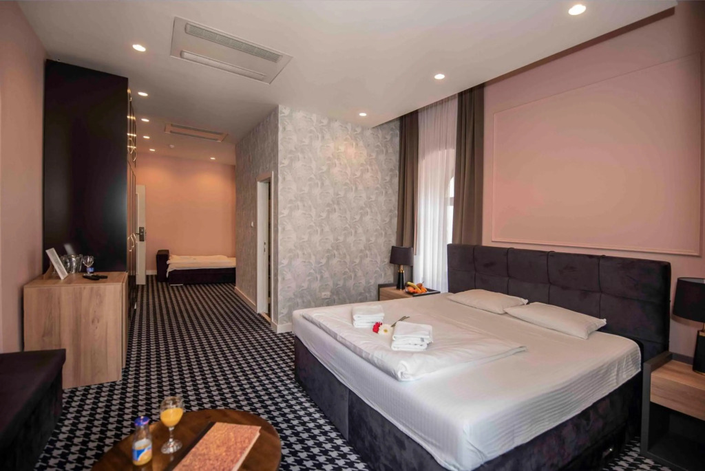 Hotel Platani