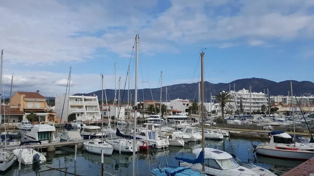 House With 2 Bedrooms in Roses, With Wonderful sea View, Pool Access a
