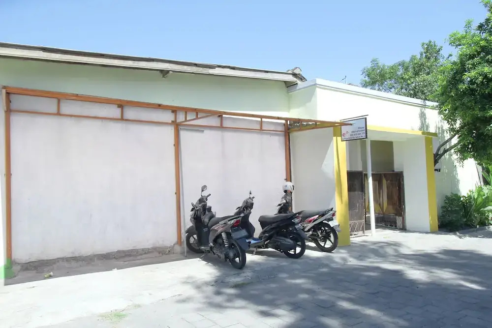 Airy Raya Kuta Gang Sehati 2 Bali