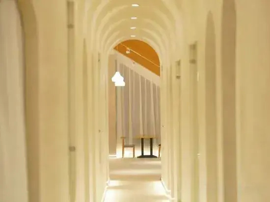 Tangshan Yipin Hot Spring Hotel