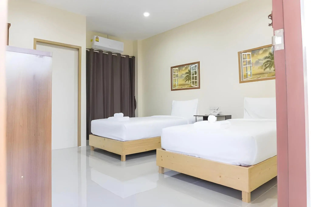 Yaibua Hotel