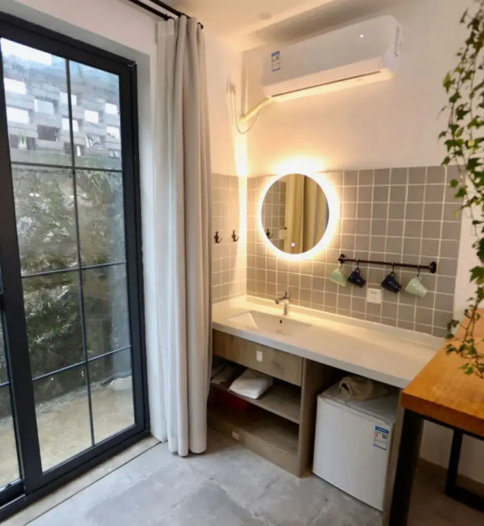 Haiyue Courtyard Homestay (Hangzhou West Lake Branch)