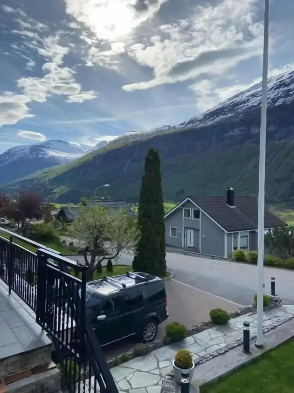 Aarnes House Stryn