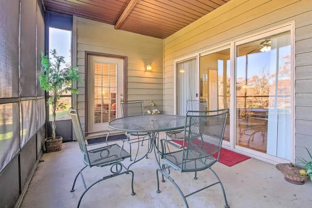 Pool Access & Private Patio: Branson West Condo!