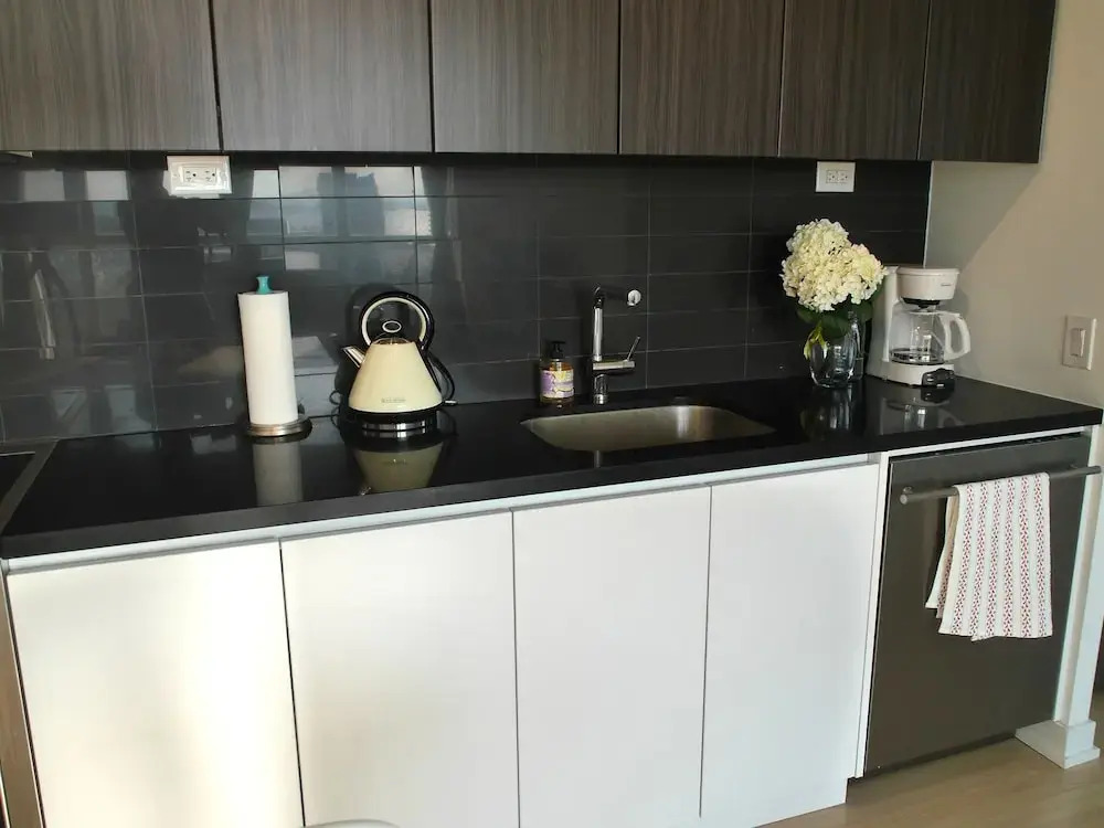 Spacious 3BR Forest Hill Unit