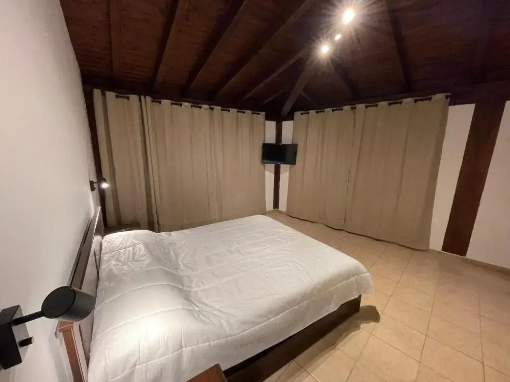 John Sea Suites