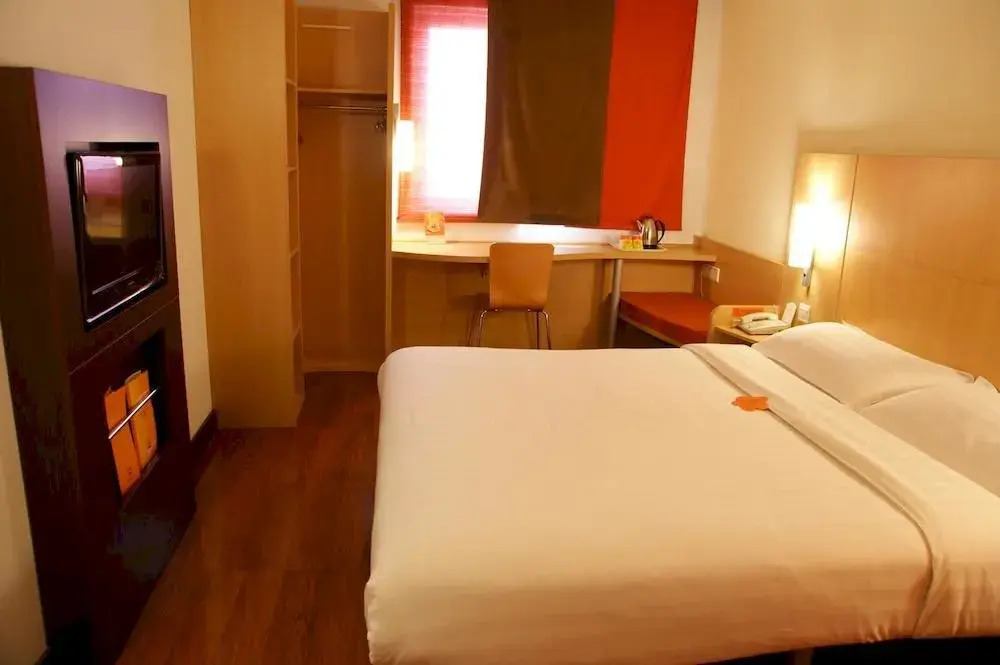 Zhenjiang Ibis Hotel