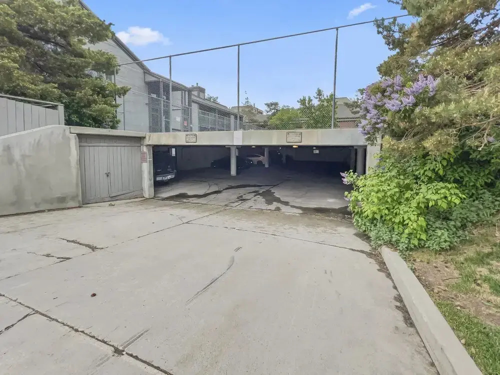 103 Empire Coalition Escape! Cozy Condo Close To Resort! 2 Bedroom Condo by RedAwning
