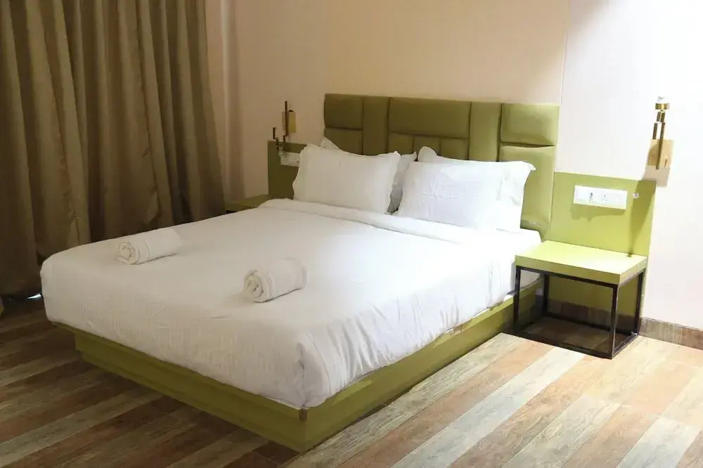 The Byke Select Majestic Meadows - Pan India Pure Veg Hotel Chain