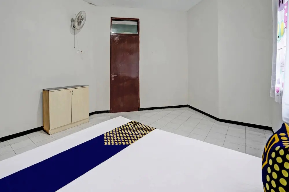 SPOT ON 92388 Villa Segi Delapan