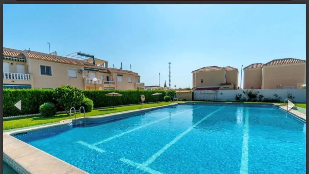 2 bed apartment in Paraje Natural Fase 1, Torrevieja