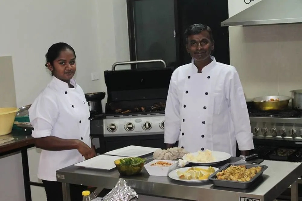 Shalini Garden Hotel & Apartments