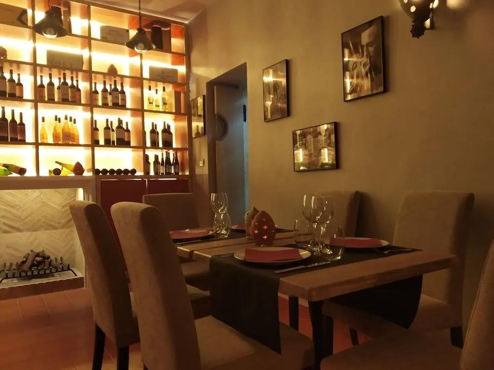 Hostal la Plaza Tolox