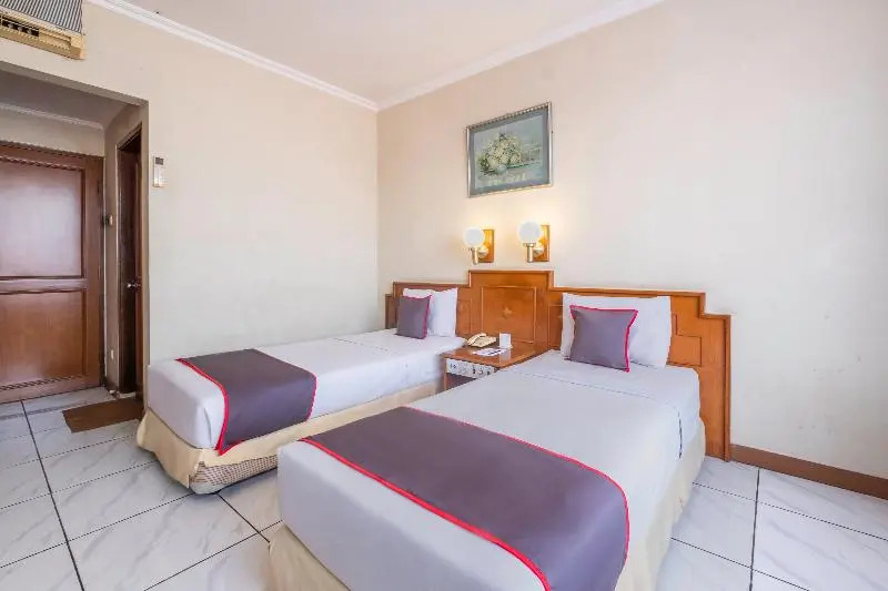 Baltika Hotel by OYO Rooms