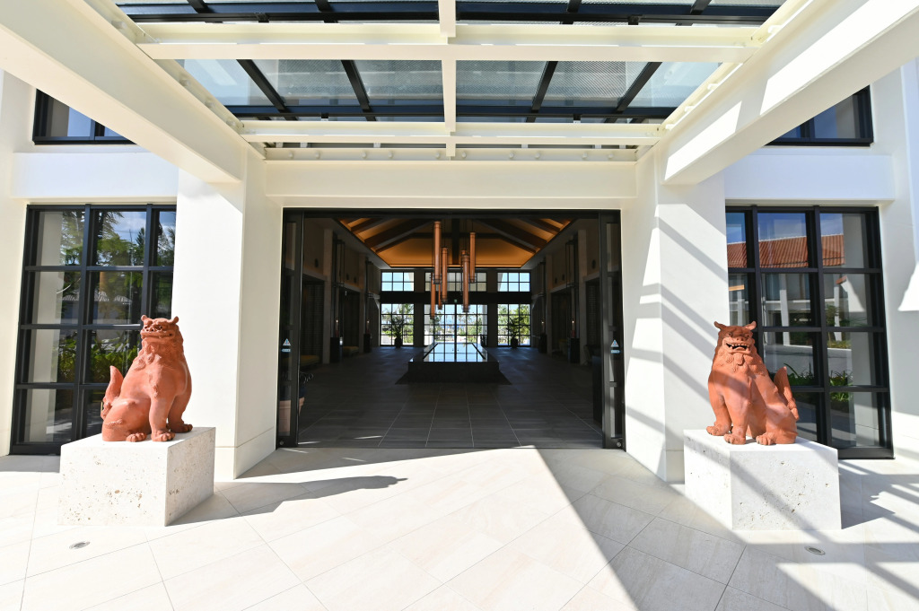 FUSAKI BEACH RESORT HOTEL & VILLAS