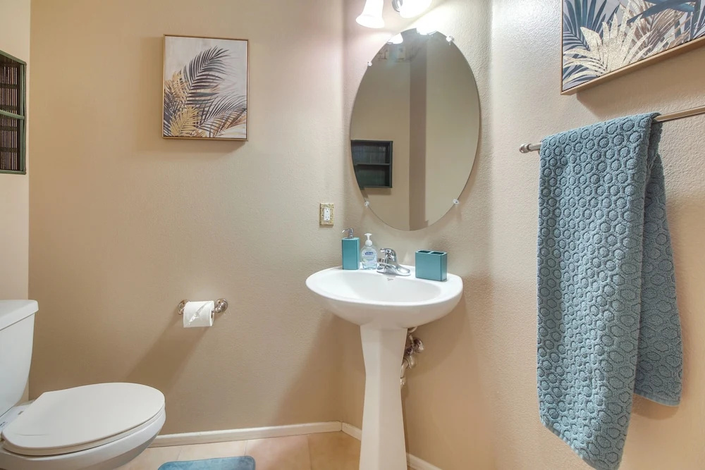 1 Mi to Empire Polo Club: Spacious Indio Home!