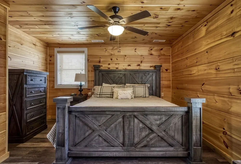 ERN824 - Best Days - Great Location! Close To Town! cabin