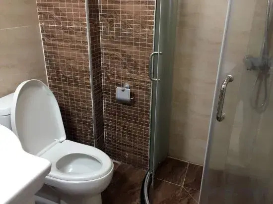 Love apartment (wuhan jianghan road subway station store)