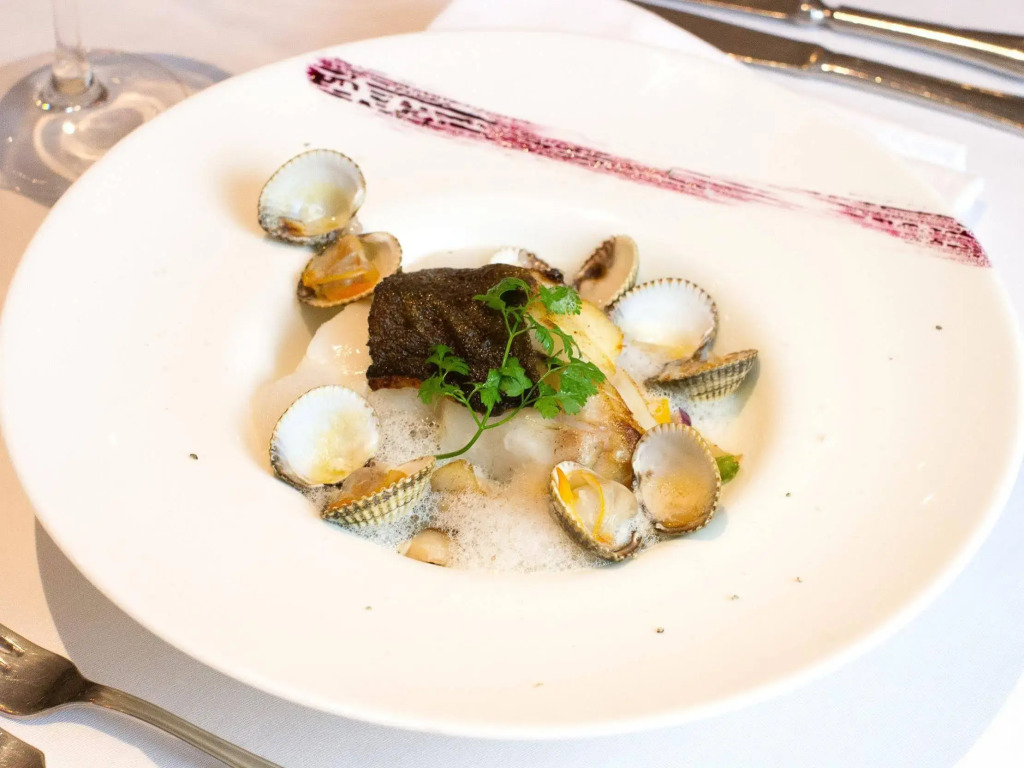 Logis Hotel Restaurant Le Commerce