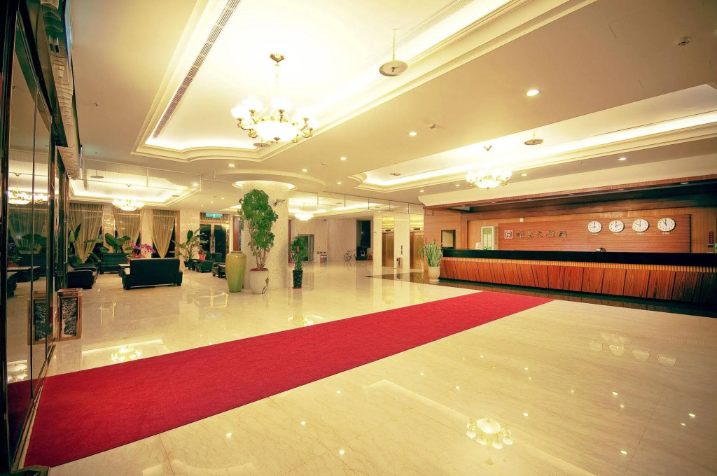 Yaling Hotel