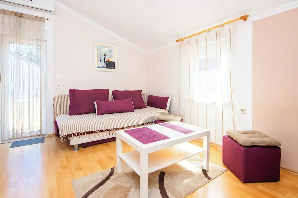 Apartment Milatovic