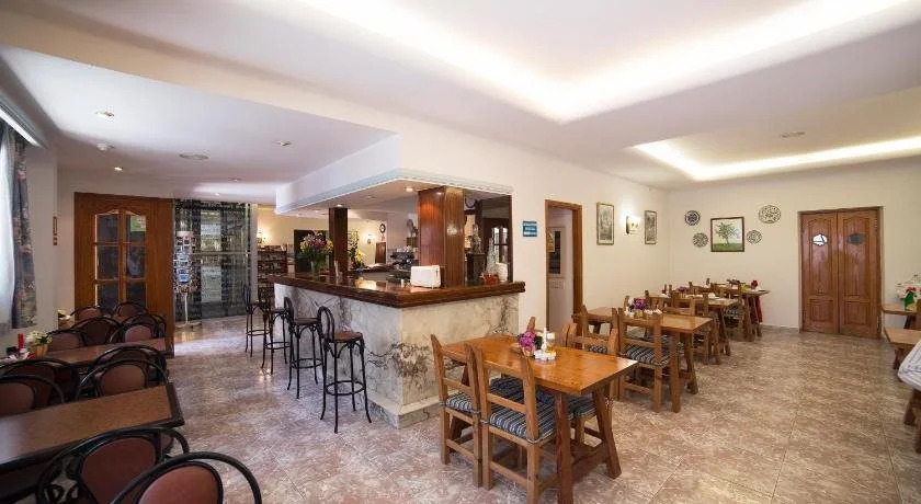 Hostal Sa Rota