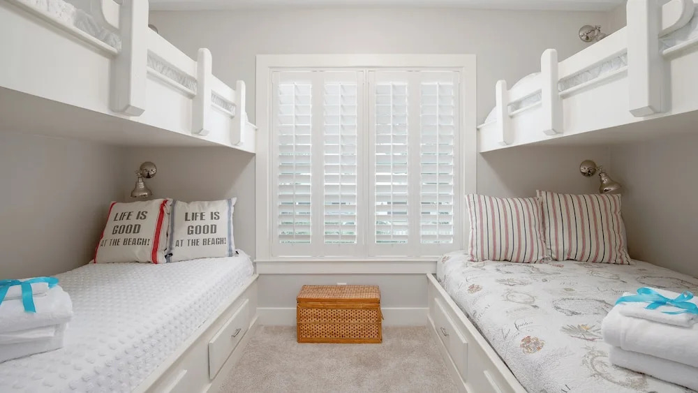 34 Seagrove Village Dr