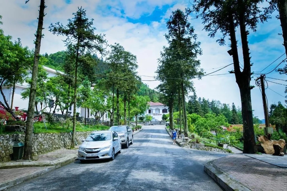 Vintage Sapa Hotel