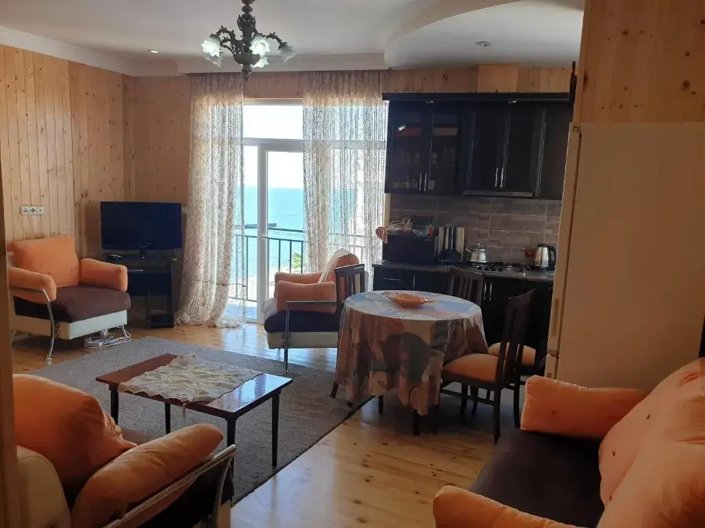Apartment with sea view 37