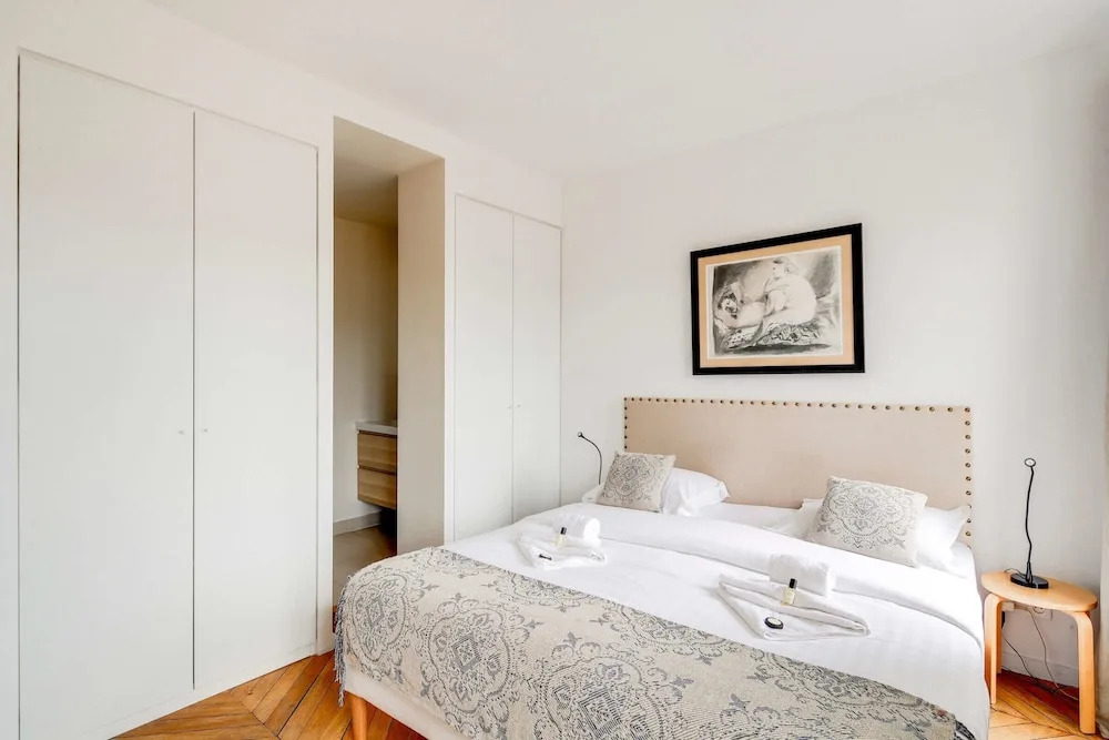 Gorgeous Flat - 3 Mins to Oberkampf Metro