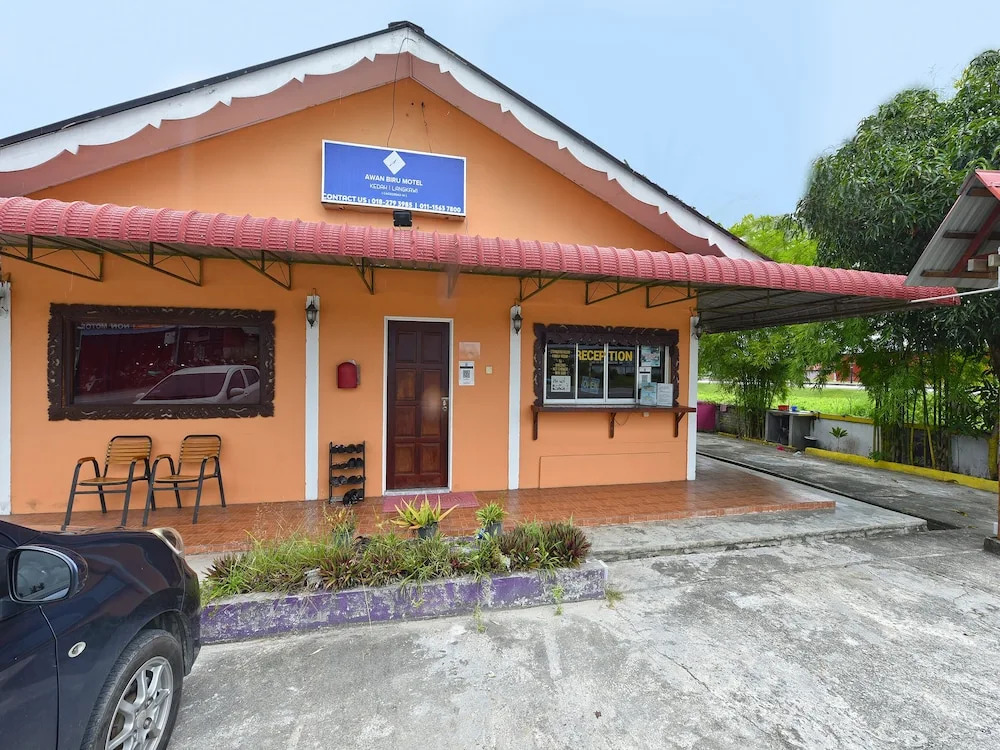 Hotel O Awan Biru Motel