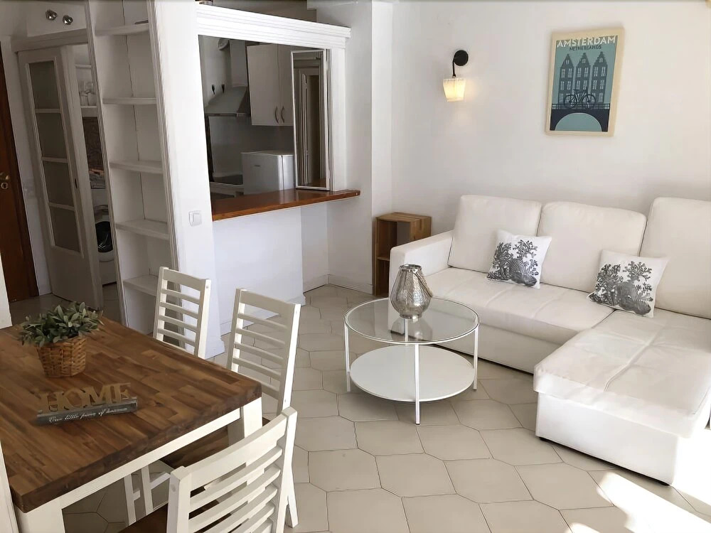 T&H Novelty 115 Family Apartment Salou