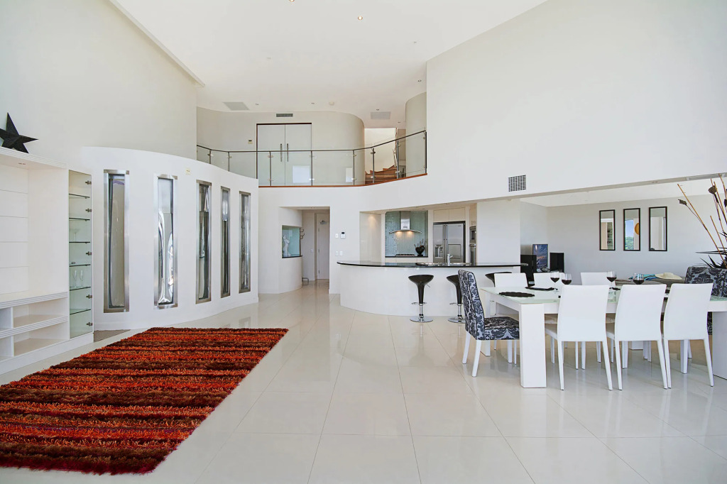 Aqua Vista Resort