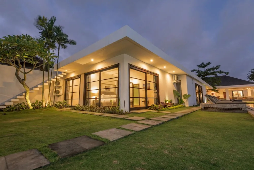 The Christina Estate