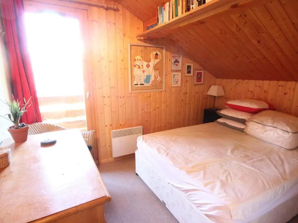Chalet 5 pièces Vallandry, 12 pers, animaux admis, parking, WiFi - FR-1-411-545