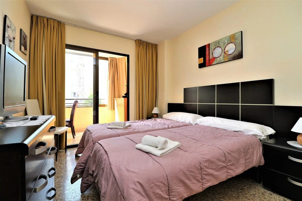 Cadiz 4-B